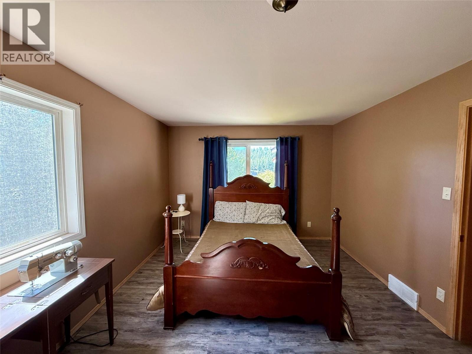 5888 Lazy Lake Road, Wasa, British Columbia  V0B 2K0 - Photo 21 - 10382580