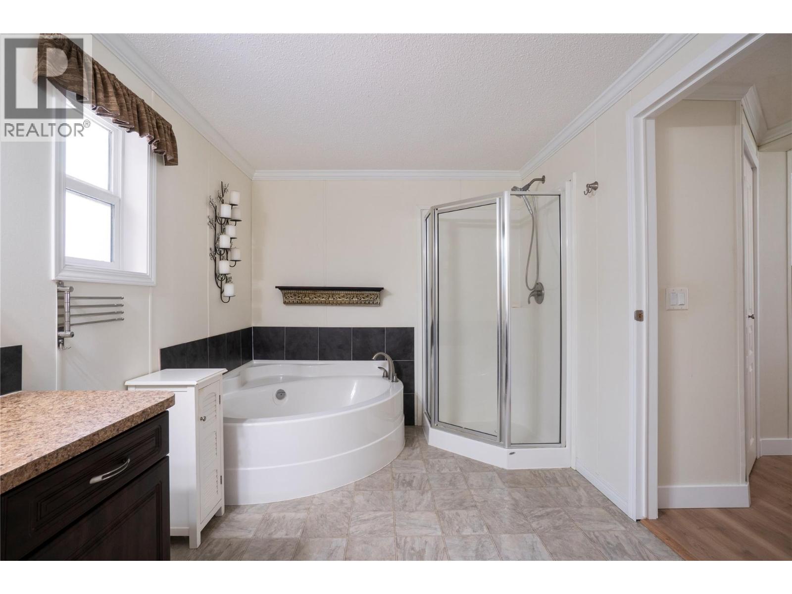 1284 Notch Hill Road, Sorrento, British Columbia  V0E 2W1 - Photo 18 - 10382099