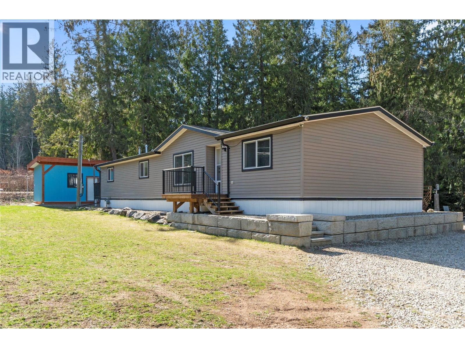 1284 Notch Hill Road, Sorrento, British Columbia  V0E 2W1 - Photo 28 - 10382099