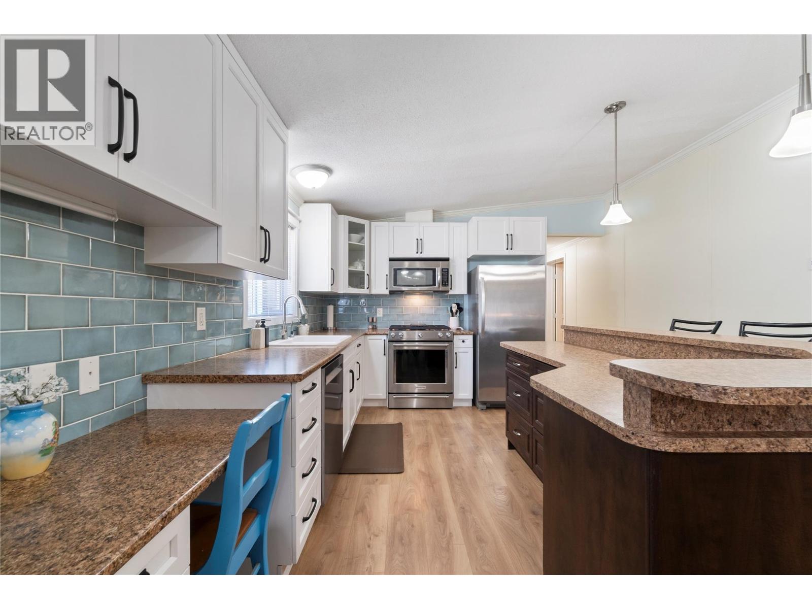 1284 Notch Hill Road, Sorrento, British Columbia  V0E 2W1 - Photo 5 - 10382099