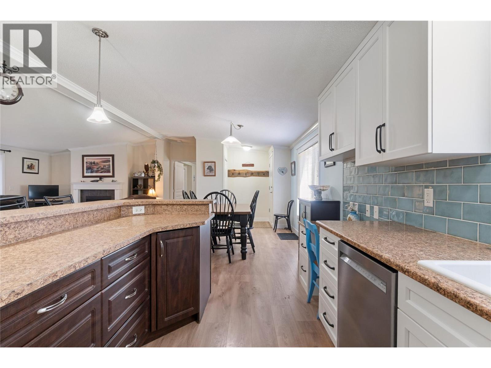 1284 Notch Hill Road, Sorrento, British Columbia  V0E 2W1 - Photo 7 - 10382099