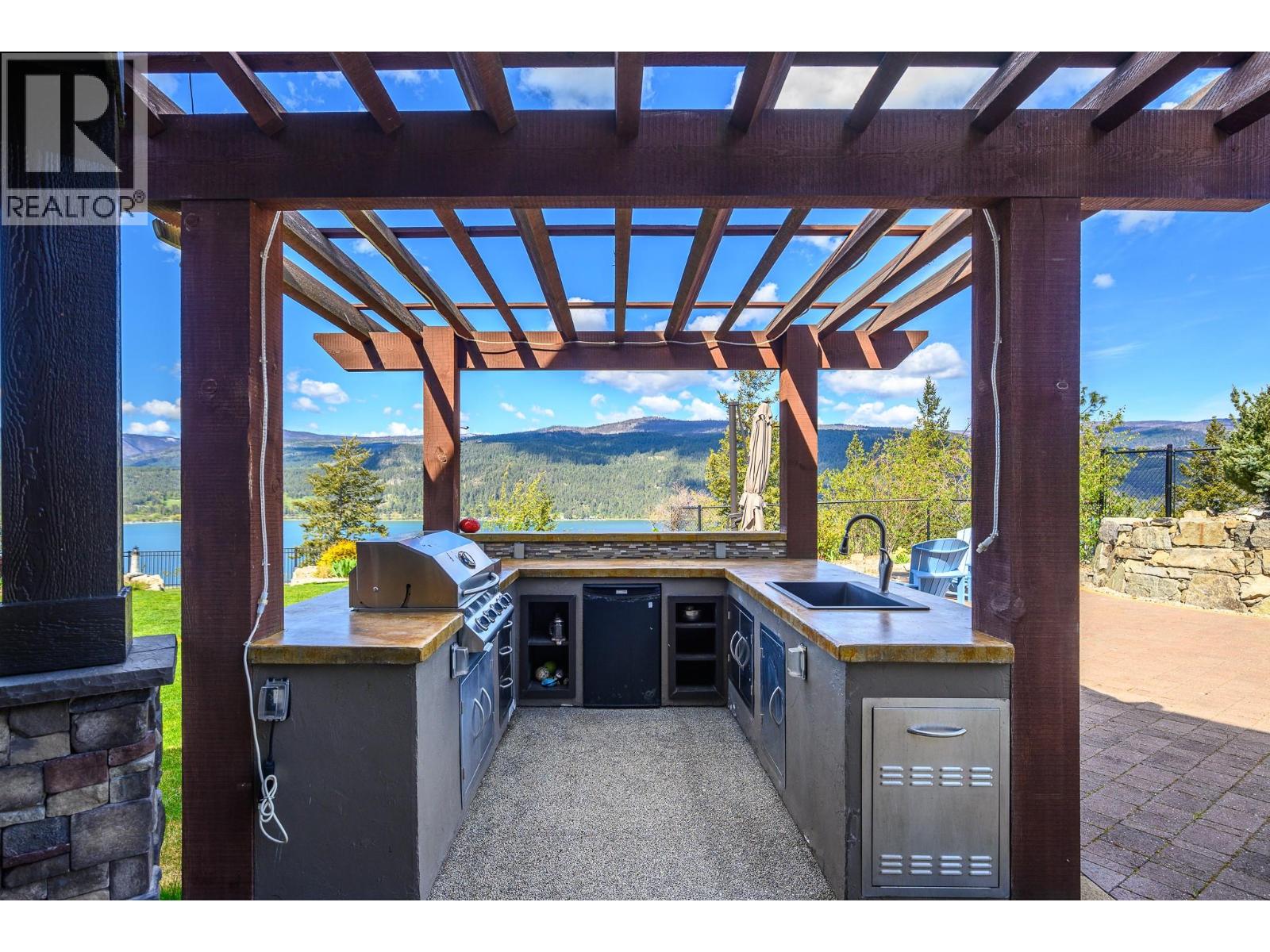 69 Swallows Place, Vernon, British Columbia  V1H 1F4 - Photo 54 - 10377711