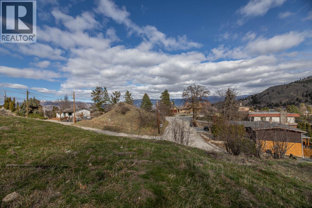 12402 Blagborne Avenue, Summerland, British Columbia  V0H 1Z8 - Photo 14 - 10382652