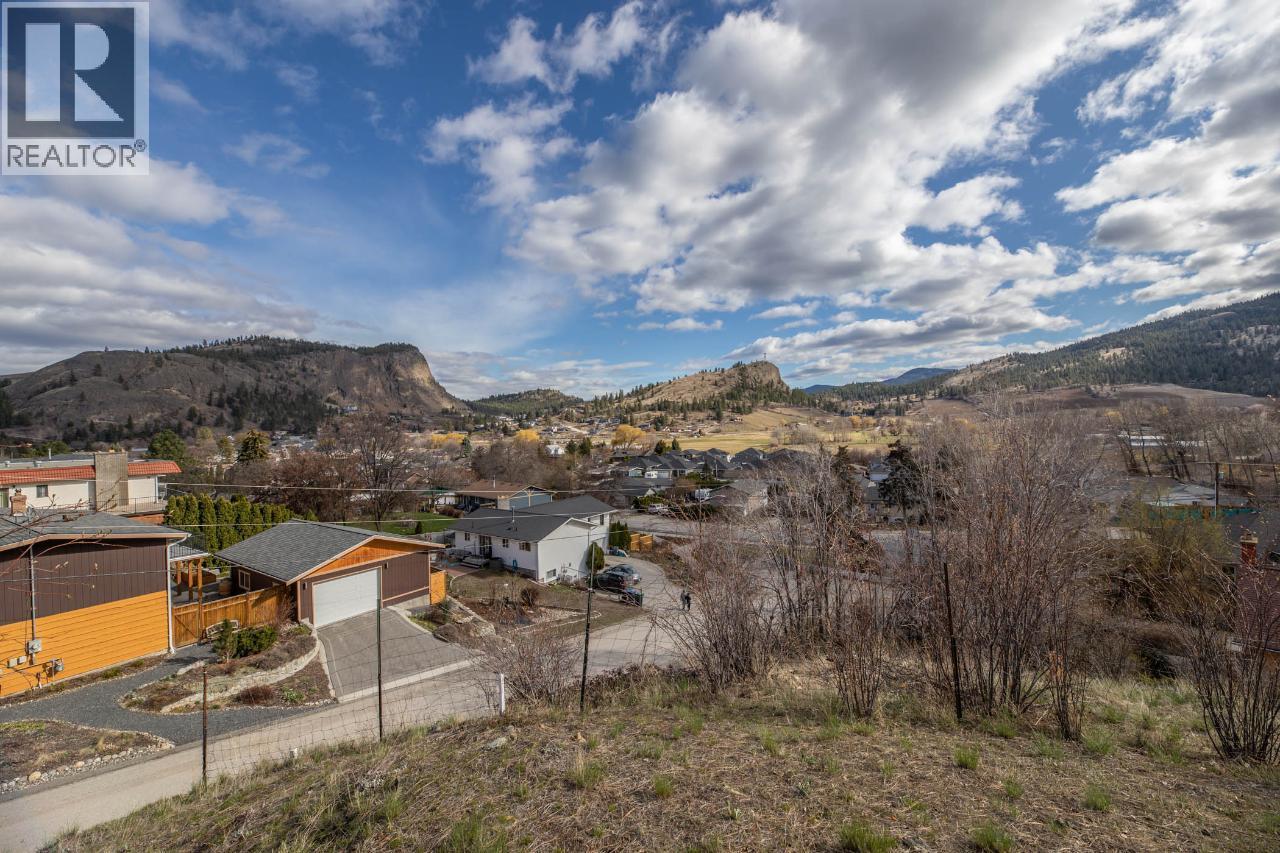 12402 Blagborne Avenue, Summerland, British Columbia  V0H 1Z8 - Photo 5 - 10382652