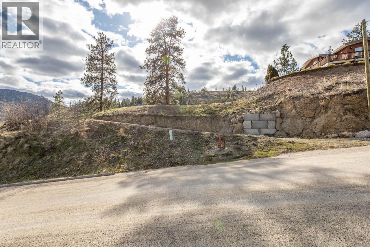 12402 Blagborne Avenue, Summerland, British Columbia  V0H 1Z8 - Photo 6 - 10382652