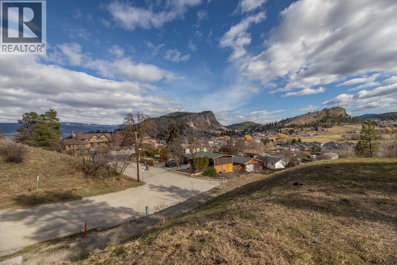 12402 Blagborne Avenue, Summerland, British Columbia  V0H 1Z8 - Photo 8 - 10382652