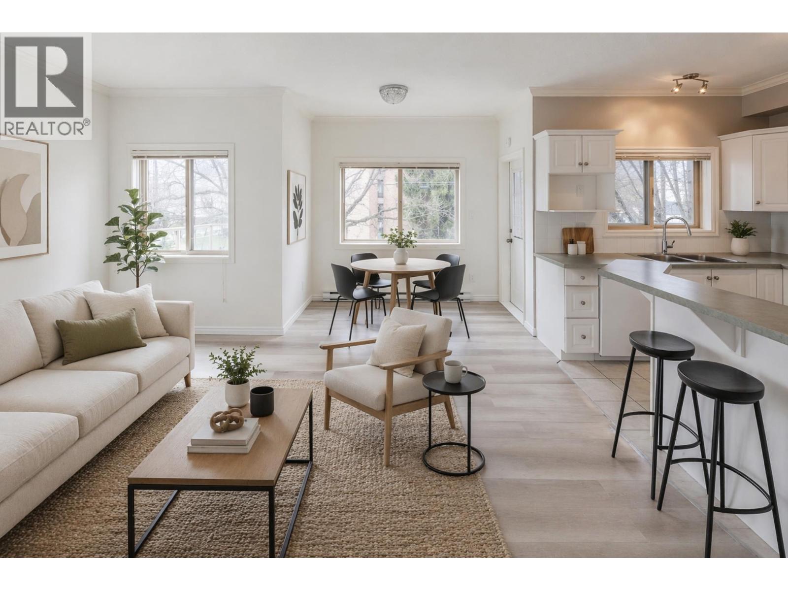 196 Wade Avenue Unit# 208, Penticton, British Columbia  V2A 1T6 - Photo 1 - 10382058