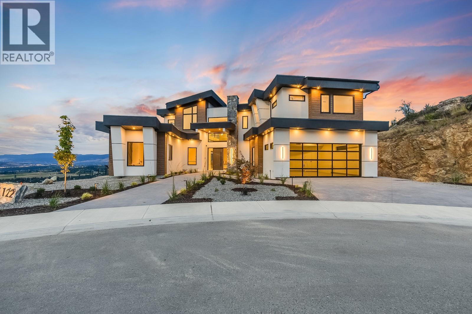 1122 Pearcy Court, Kelowna, British Columbia  V1W 5H6 - Photo 1 - 10381767