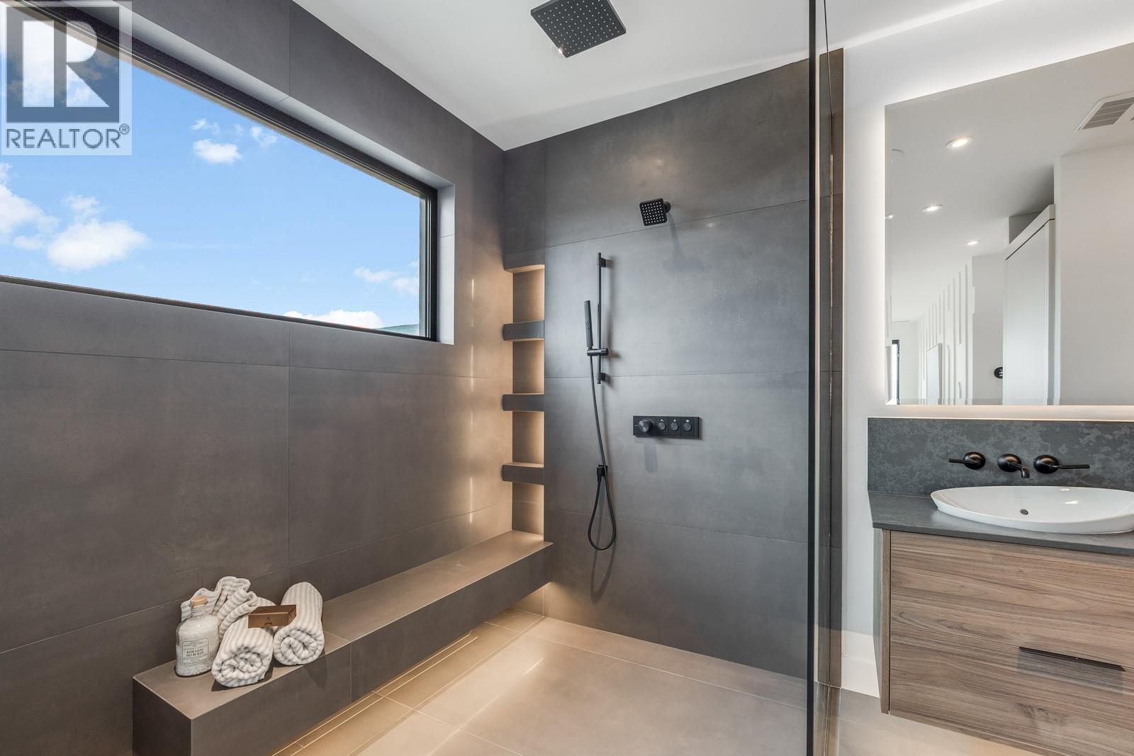 1122 Pearcy Court, Kelowna, British Columbia  V1W 5H6 - Photo 27 - 10381767