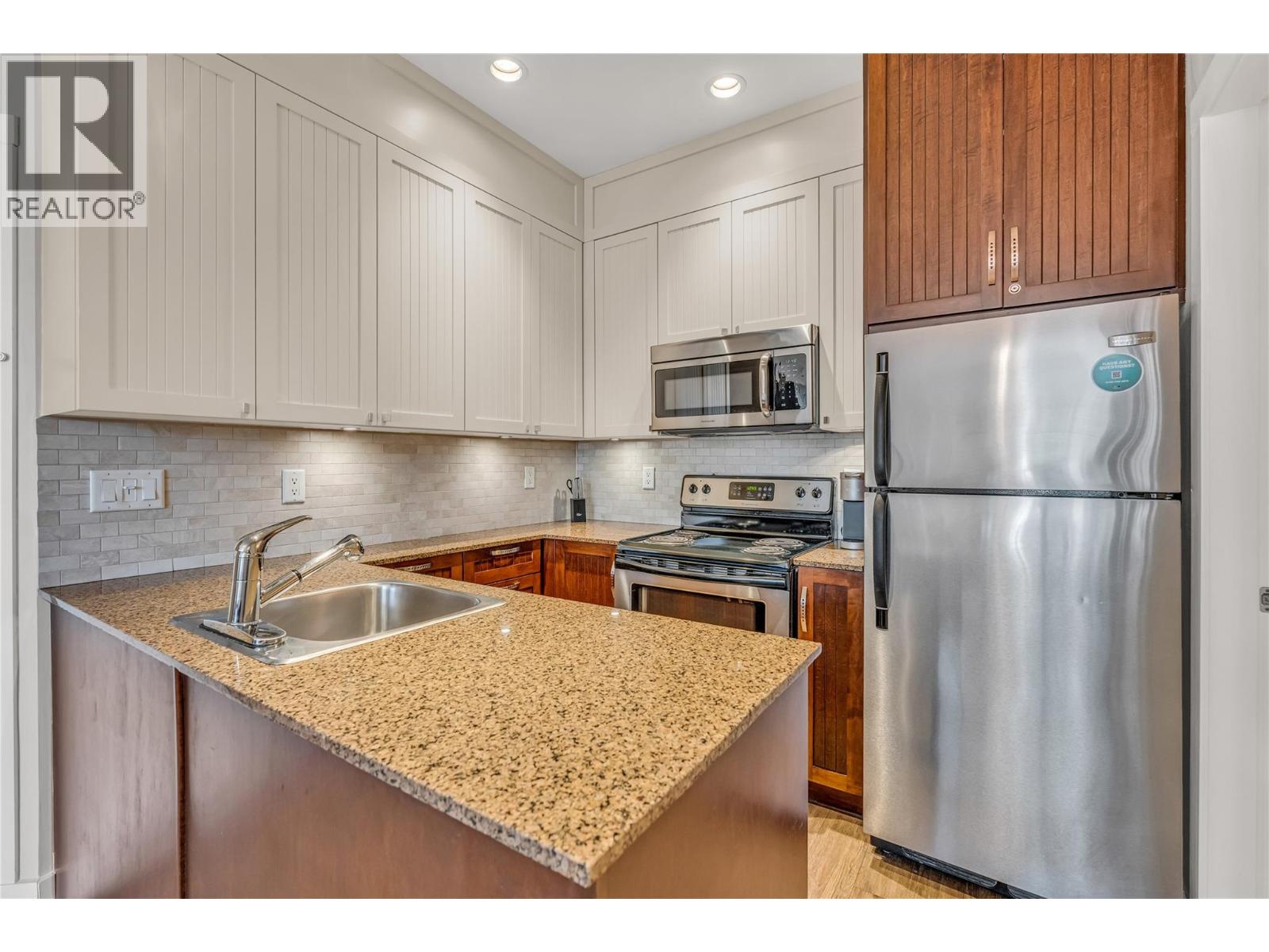 12811 Lakeshore Drive S Unit# 410/411, Summerland, British Columbia  V0H 1Z1 - Photo 5 - 10382956