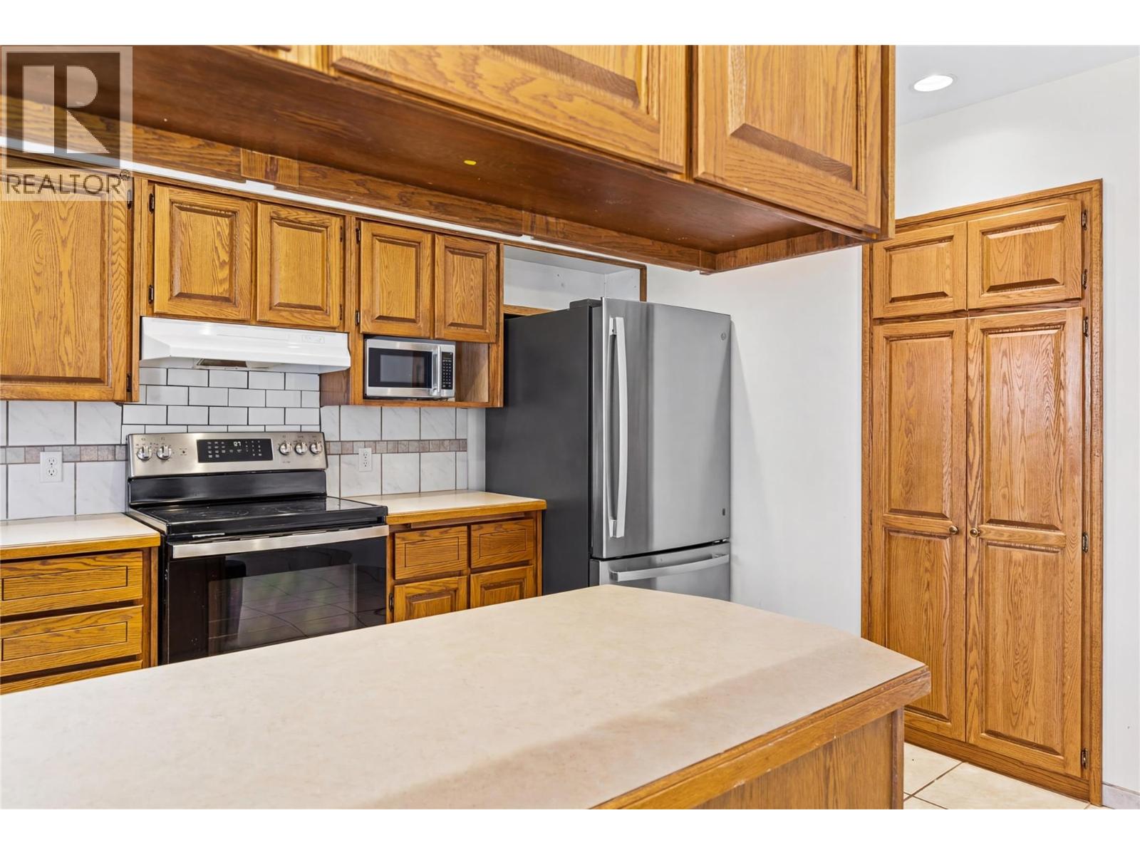 5806 Oleander Drive, Osoyoos, British Columbia  V0H 1V1 - Photo 21 - 10382955