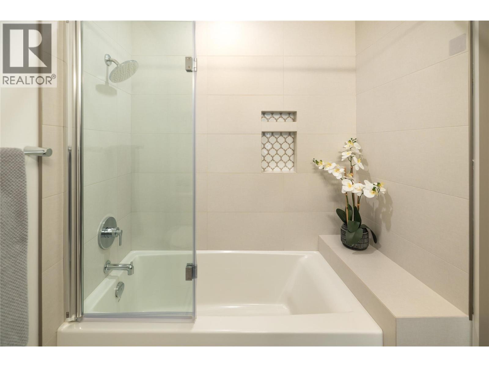 4004 Bluebird Road Unit# 305, Kelowna, British Columbia  V1W 1X6 - Photo 19 - 10382595