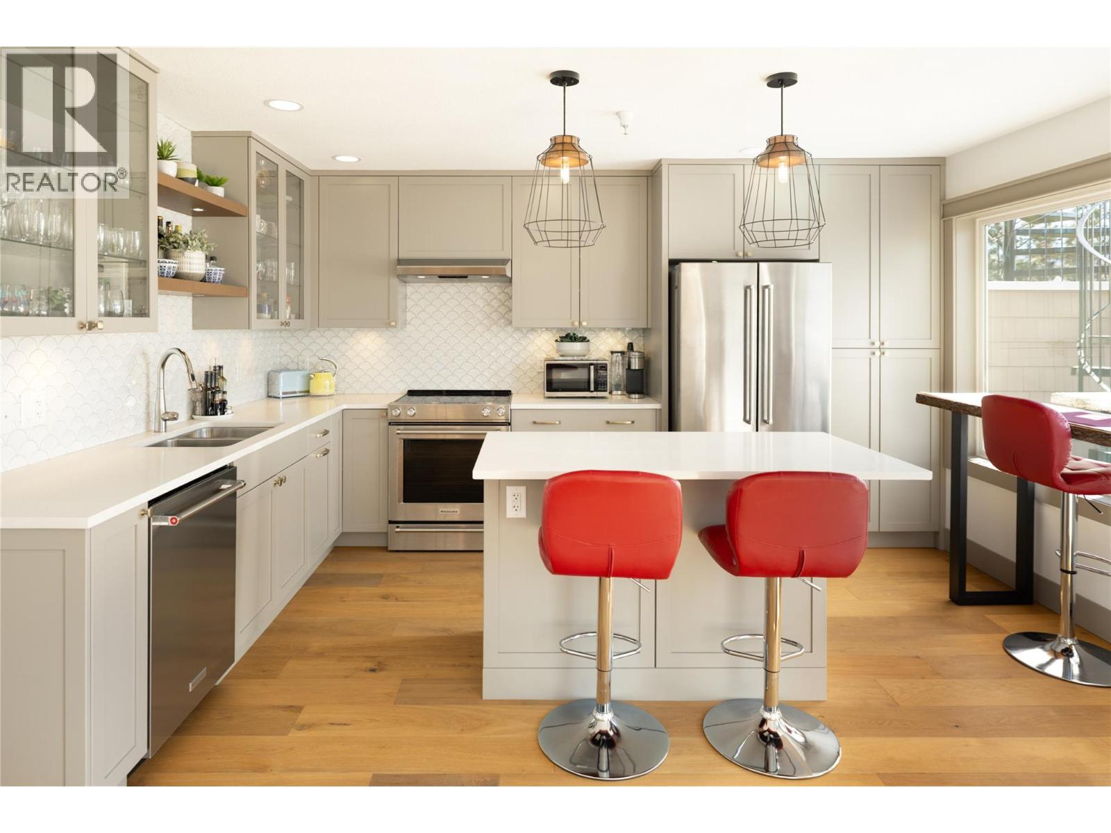 4004 Bluebird Road Unit# 305, Kelowna, British Columbia  V1W 1X6 - Photo 4 - 10382595