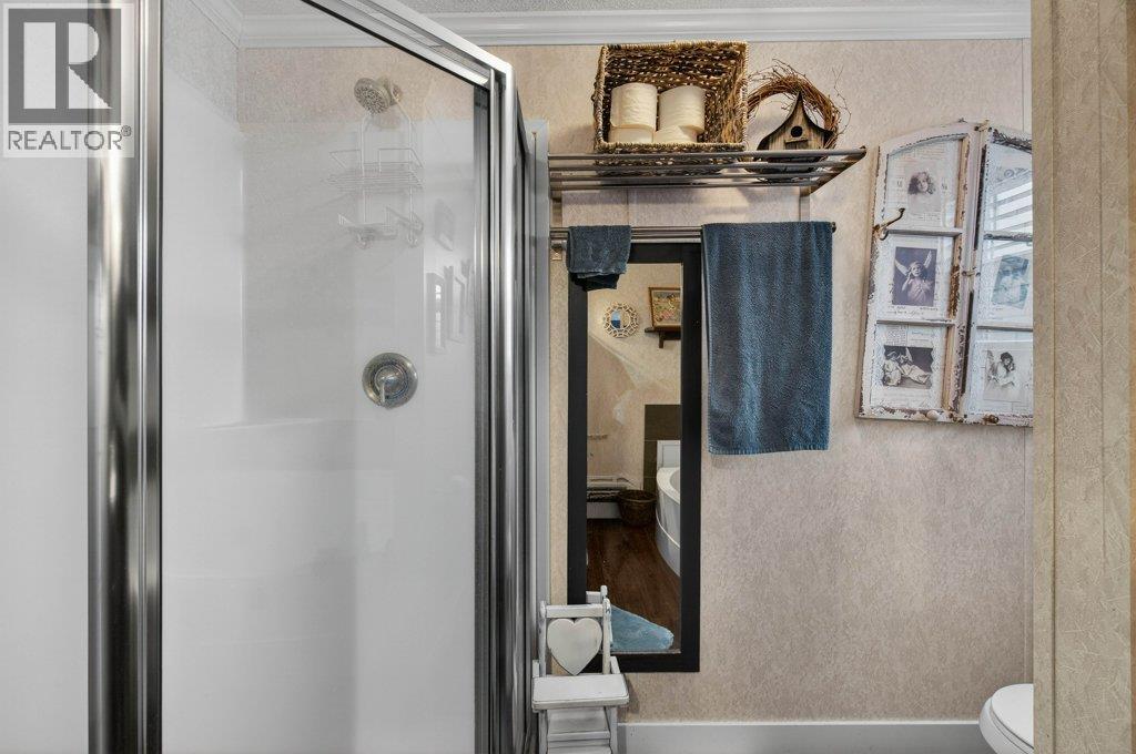 2930 Brown Road Unit# 60, Salmon Arm, British Columbia  V1E 3K3 - Photo 34 - 10375974