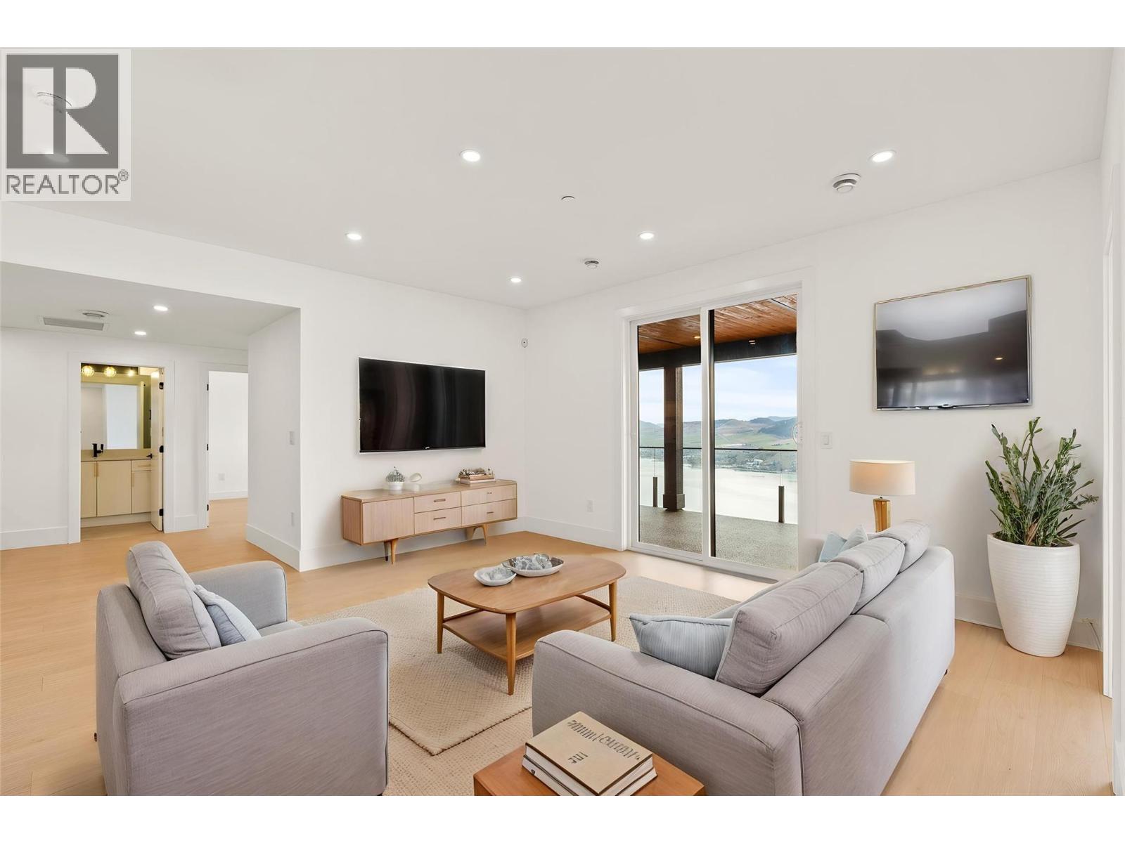 8924 Tavistock Road, Vernon, British Columbia  V1H 2L4 - Photo 33 - 10382907