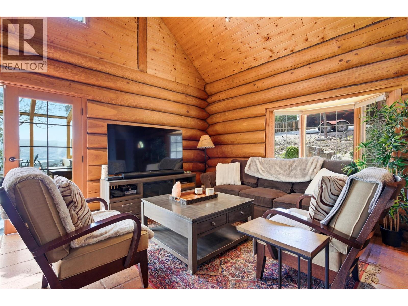 3743 Gates Road, West Kelowna, British Columbia  V4T 1A3 - Photo 4 - 10382626