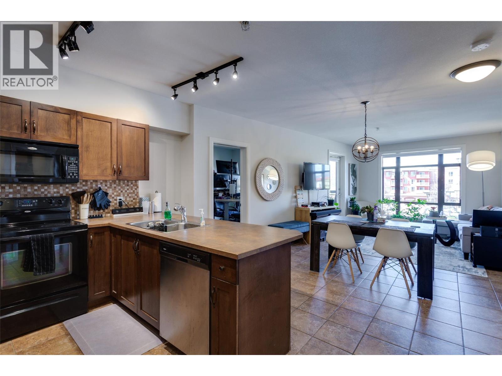 654 Cook Road Unit# 314, Kelowna, British Columbia  V1W 3G7 - Photo 8 - 10381466