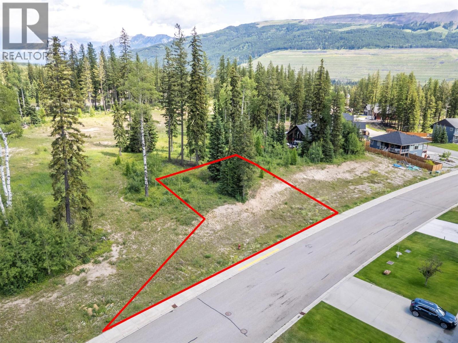 2270 Black Hawk Drive, Sparwood, British Columbia  V0B 2G2 - Photo 1 - 10382954