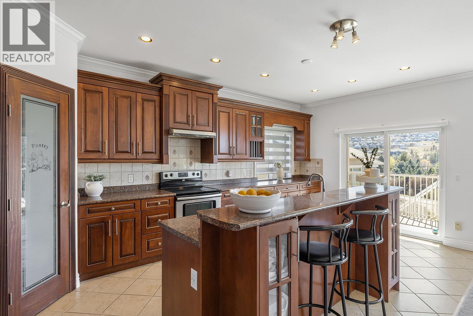 1285 Tanemura Crescent, Kelowna, British Columbia  V1P 1R5 - Photo 23 - 10382842