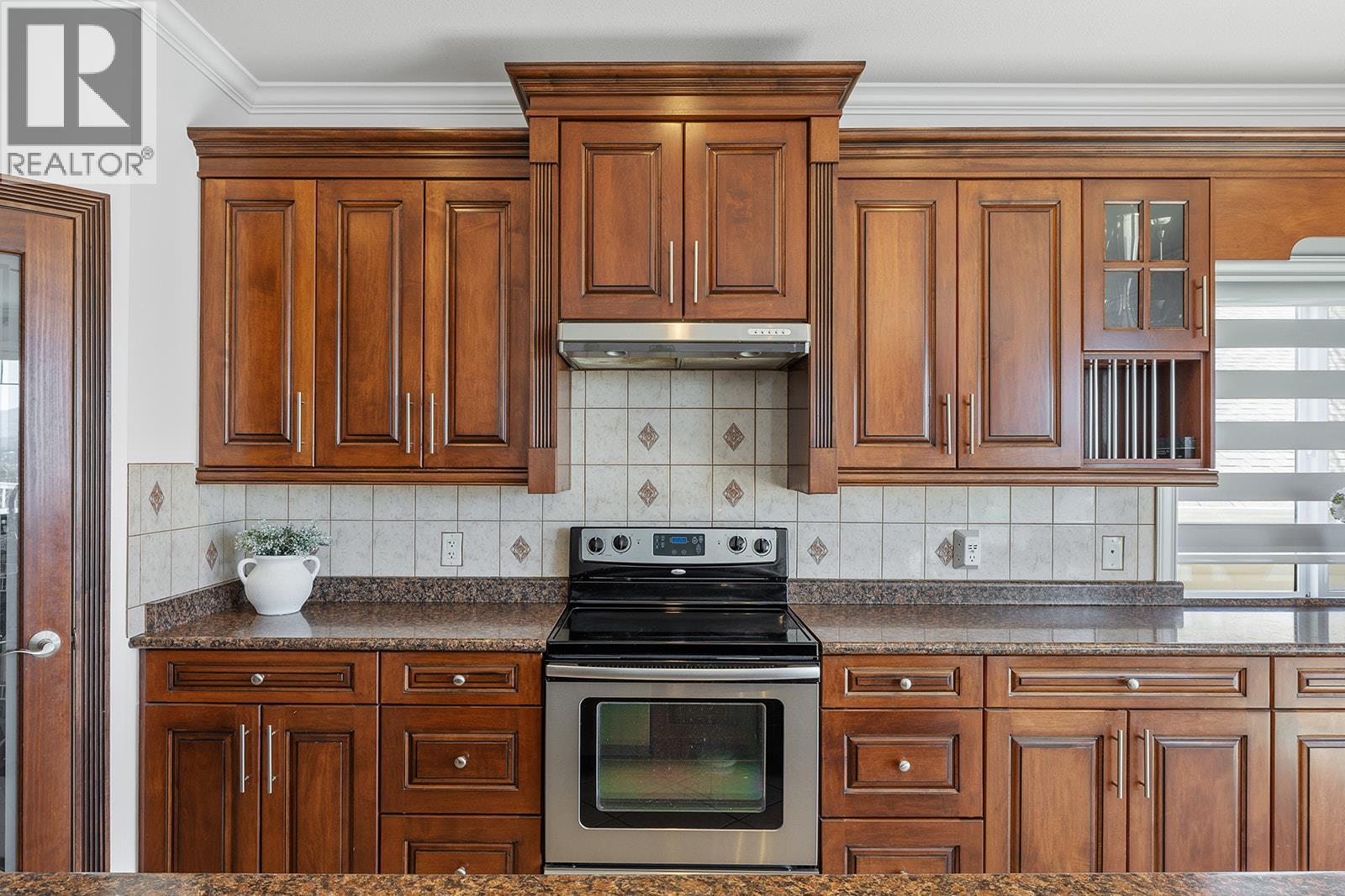 1285 Tanemura Crescent, Kelowna, British Columbia  V1P 1R5 - Photo 24 - 10382842