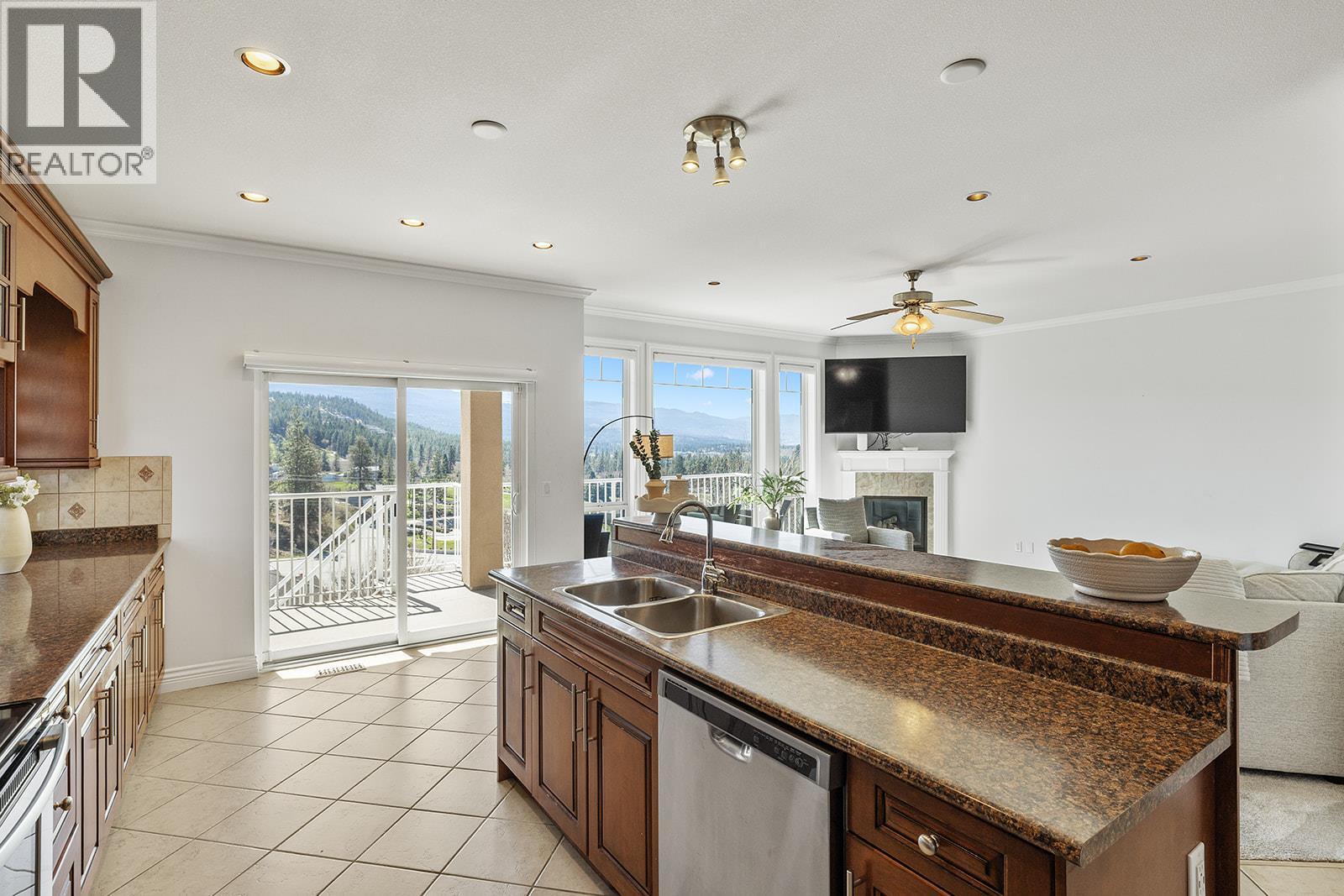 1285 Tanemura Crescent, Kelowna, British Columbia  V1P 1R5 - Photo 28 - 10382842