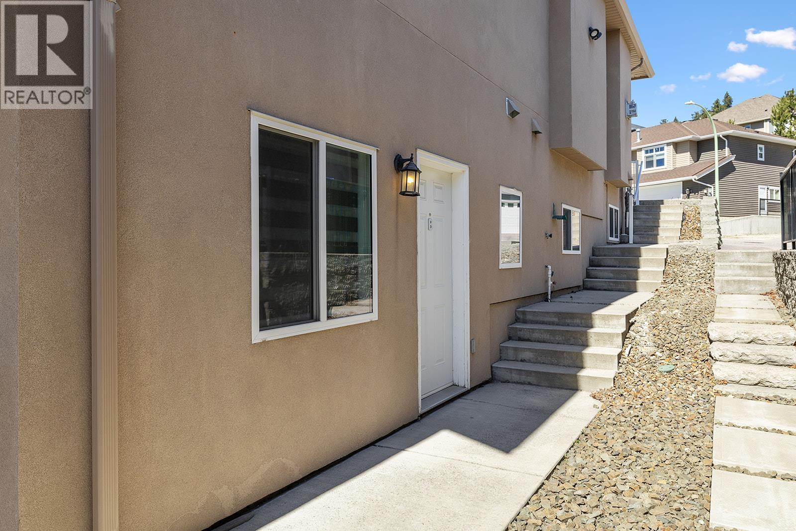 1285 Tanemura Crescent, Kelowna, British Columbia  V1P 1R5 - Photo 7 - 10382842