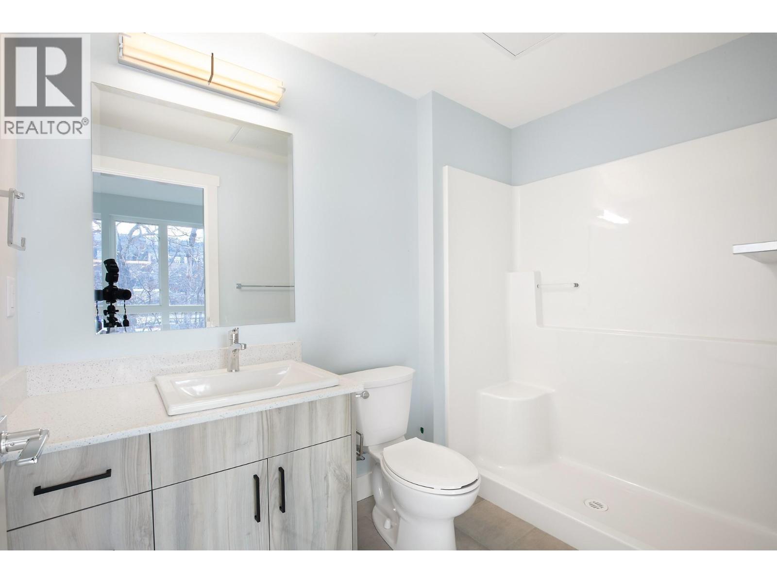 215 Royal Avenue Unit# 204, Kamloops, British Columbia  V2H 1T7 - Photo 10 - 10382484