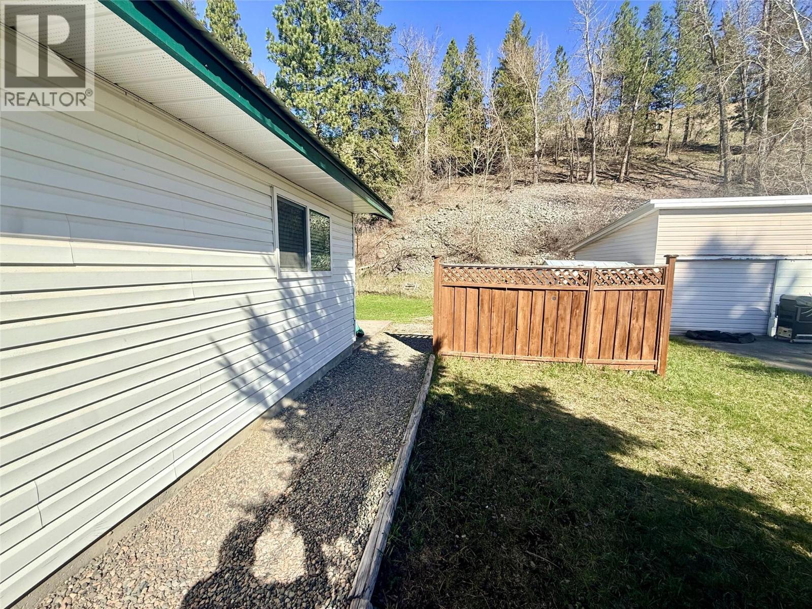 485 Auburn Crescent, Princeton, British Columbia  V0X 1W0 - Photo 3 - 10382407