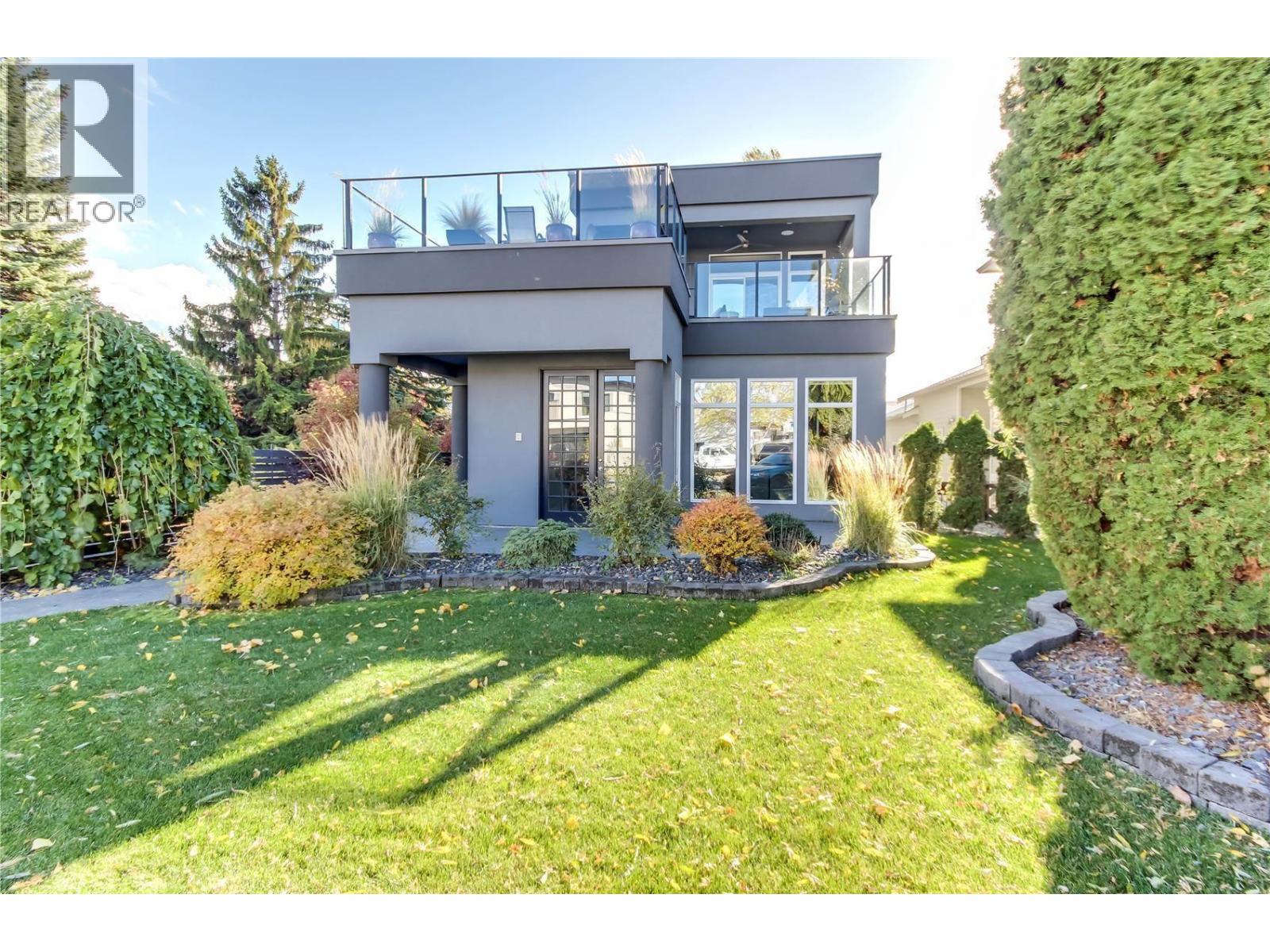 839 Manhattan Drive, Kelowna, British Columbia  V1Y 1H6 - Photo 1 - 10382994