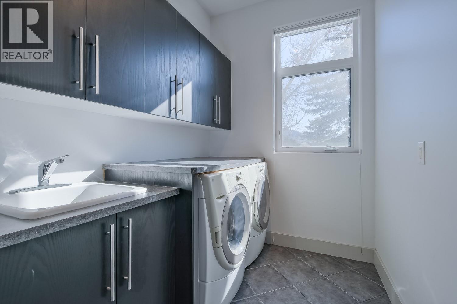 839 Manhattan Drive, Kelowna, British Columbia  V1Y 1H6 - Photo 8 - 10382994