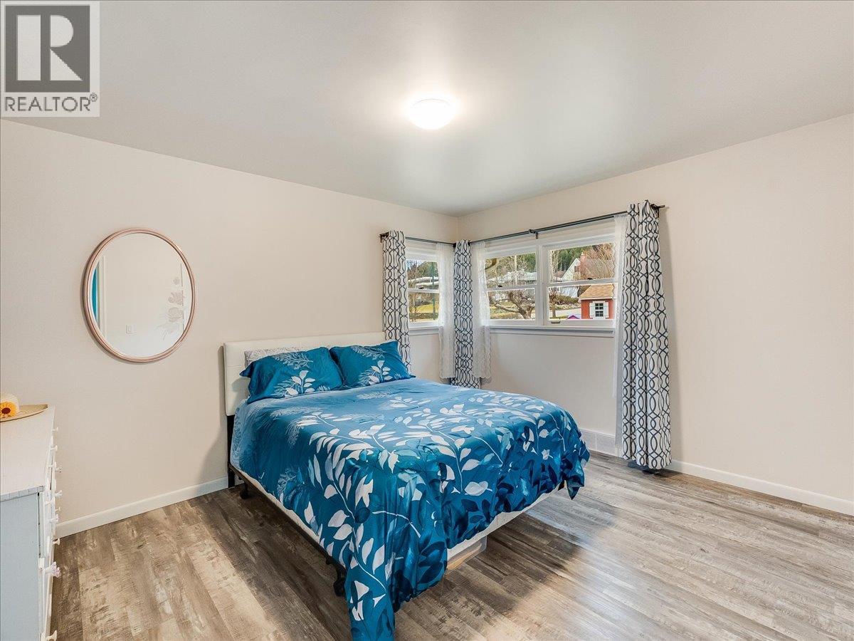 3409 Marigold Drive, Trail, British Columbia  V1R 2X7 - Photo 17 - 10382978