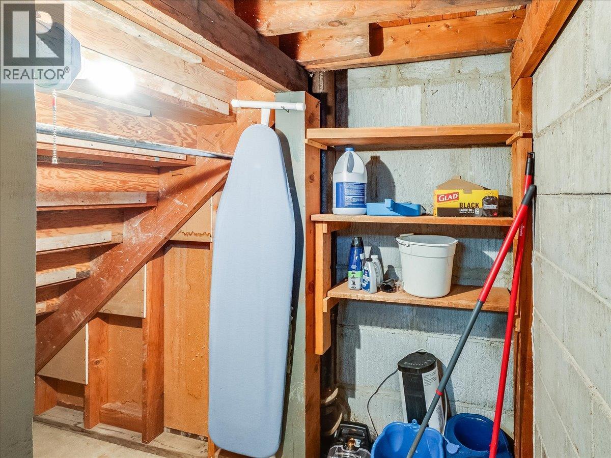 3409 Marigold Drive, Trail, British Columbia  V1R 2X7 - Photo 31 - 10382978