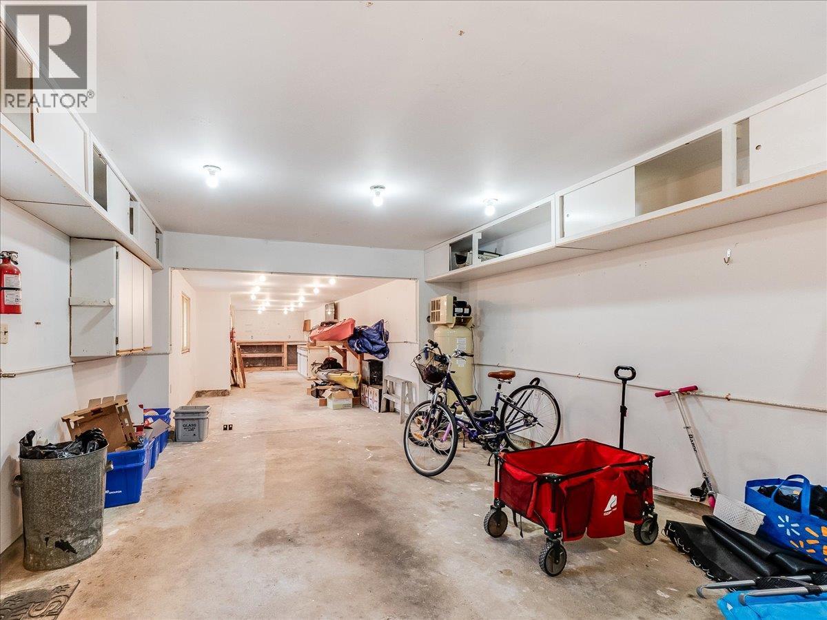 3409 Marigold Drive, Trail, British Columbia  V1R 2X7 - Photo 38 - 10382978