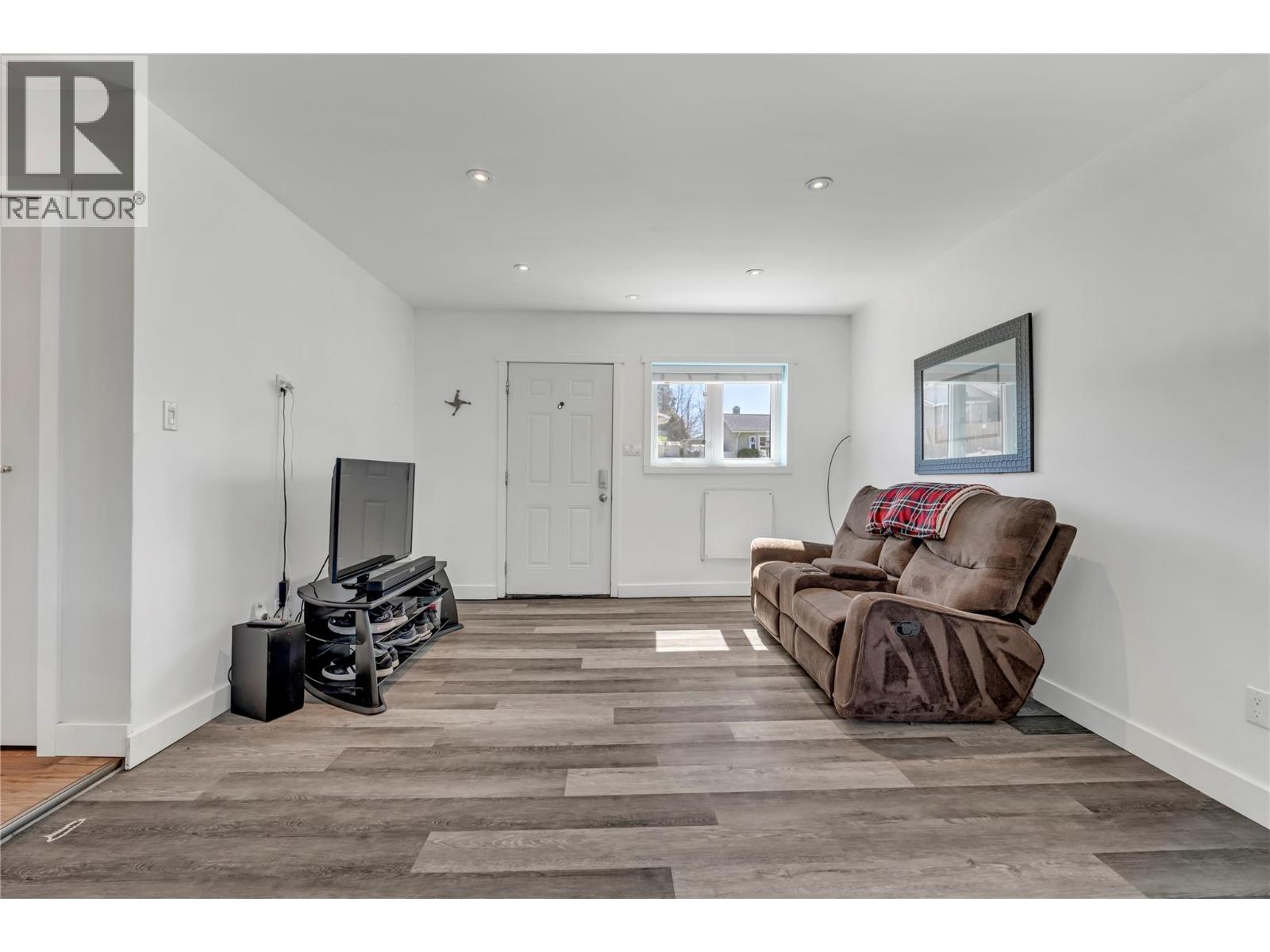 239 Roy Avenue, Penticton, British Columbia  V2A 8E5 - Photo 25 - 10382809