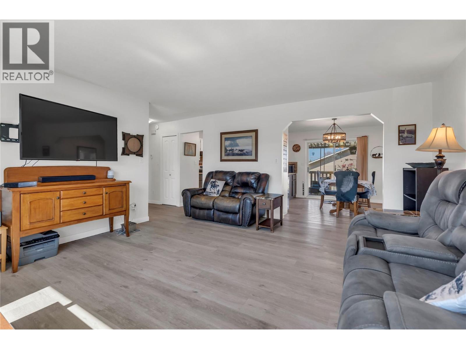 239 Roy Avenue, Penticton, British Columbia  V2A 8E5 - Photo 6 - 10382809