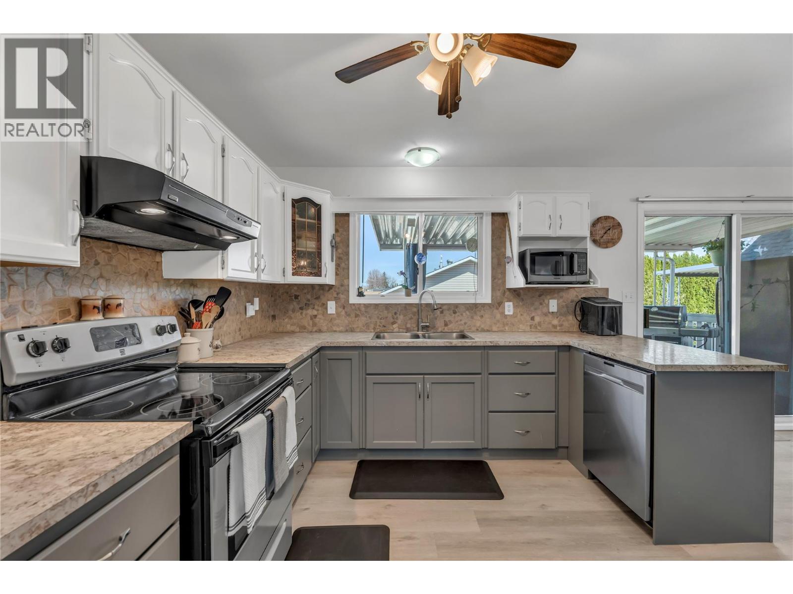 239 Roy Avenue, Penticton, British Columbia  V2A 8E5 - Photo 7 - 10382809