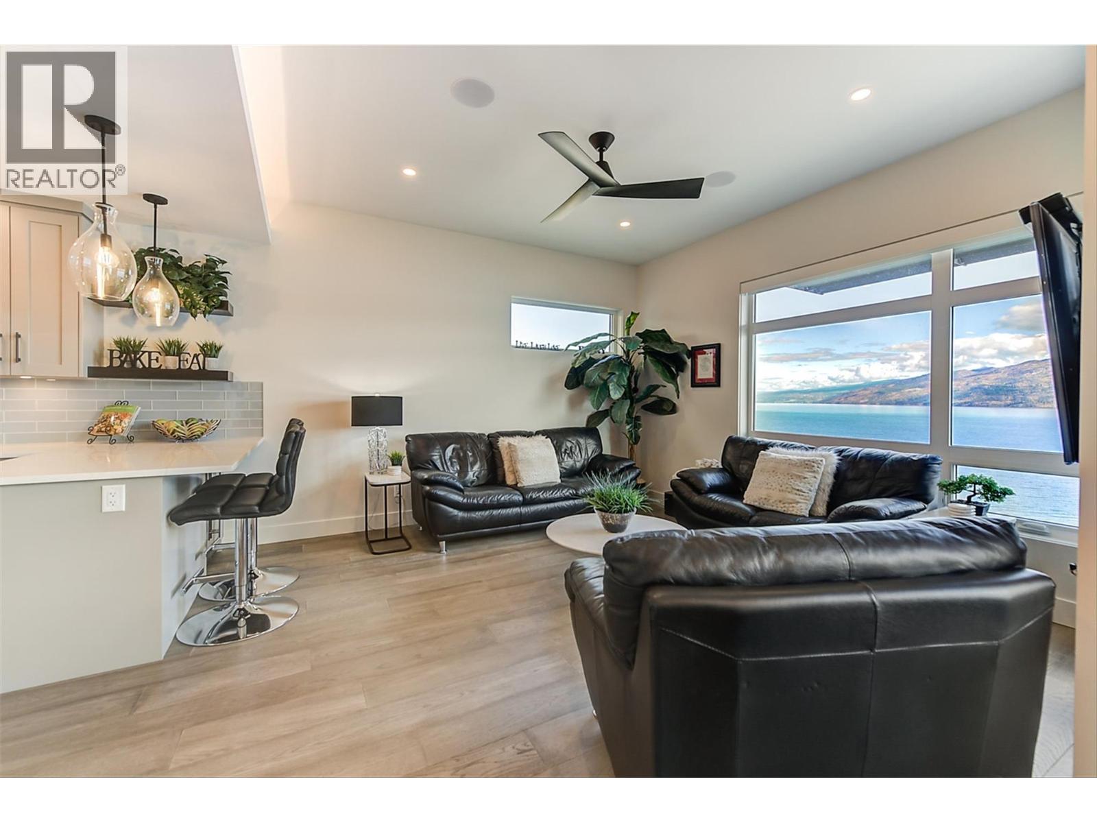 5991 Princess Street, Peachland, British Columbia  V0H 1X7 - Photo 13 - 10382532