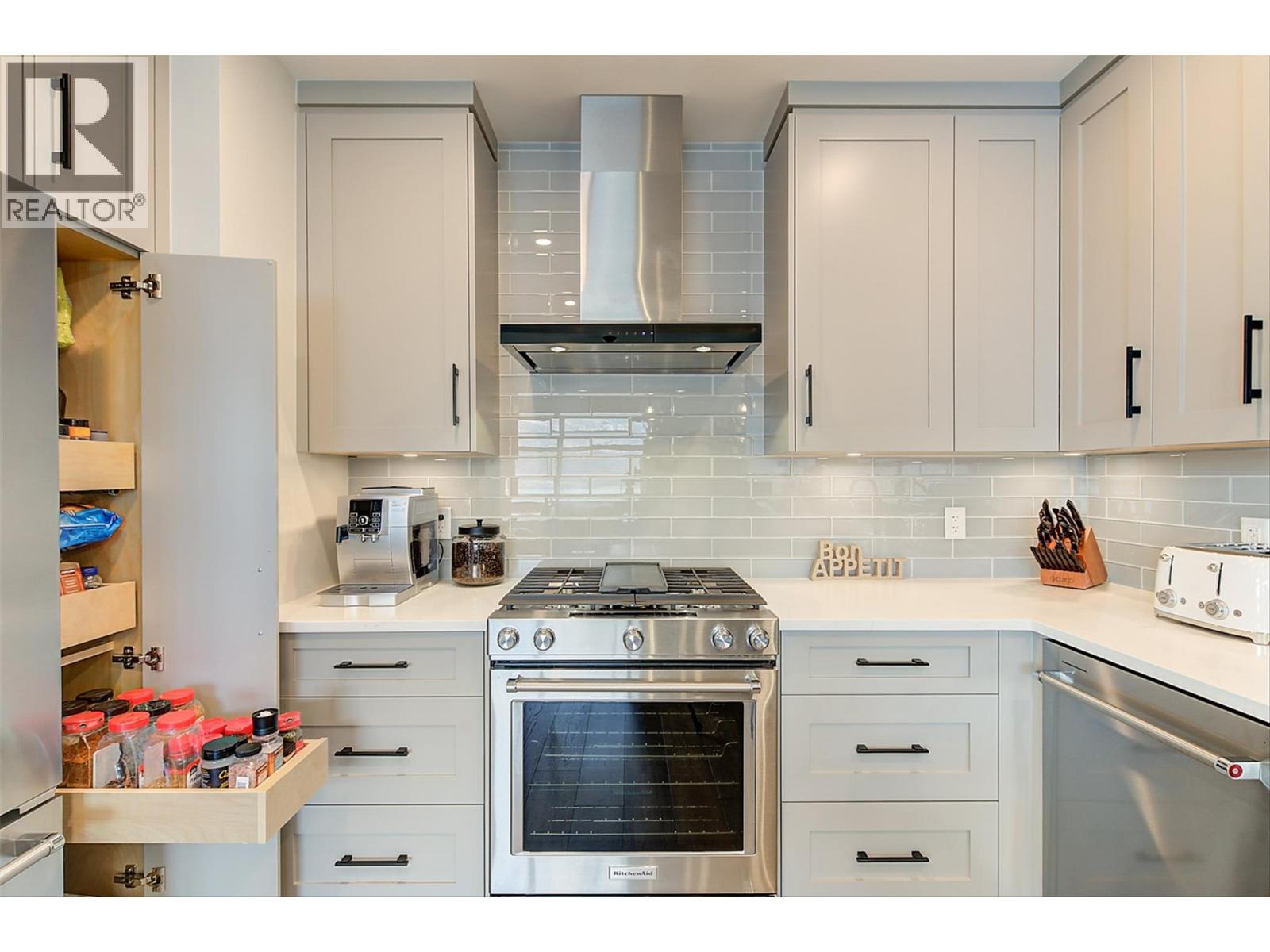 5991 Princess Street, Peachland, British Columbia  V0H 1X7 - Photo 19 - 10382532