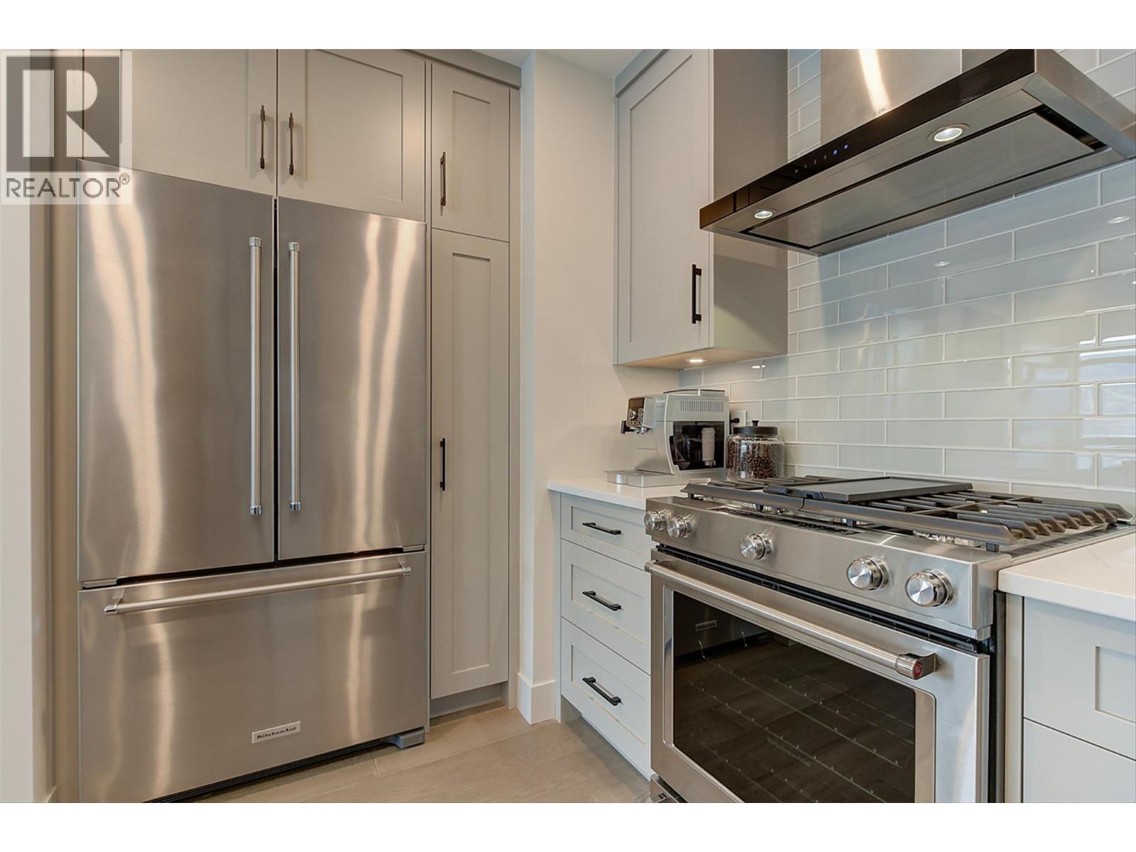 5991 Princess Street, Peachland, British Columbia  V0H 1X7 - Photo 20 - 10382532