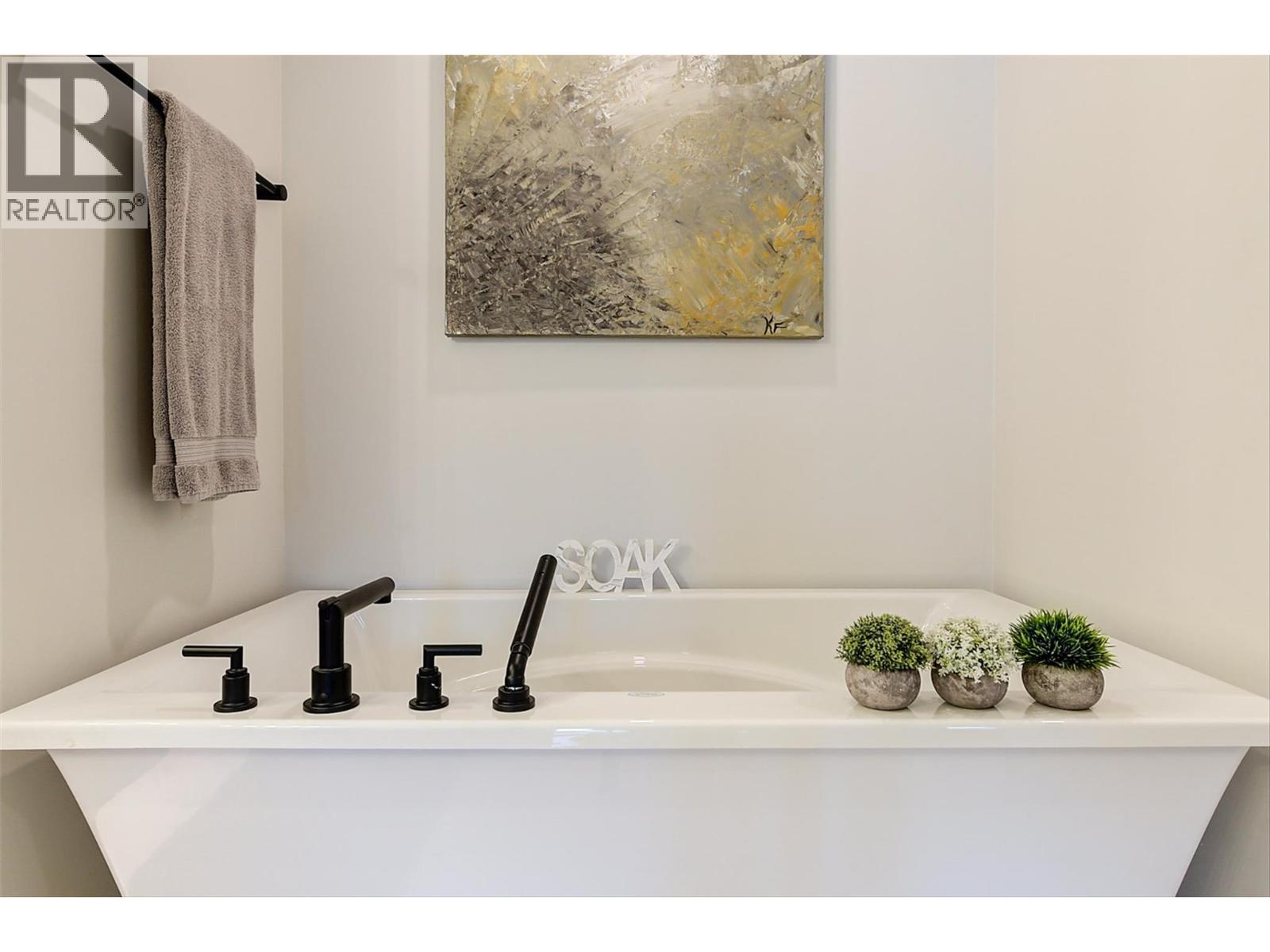 5991 Princess Street, Peachland, British Columbia  V0H 1X7 - Photo 29 - 10382532