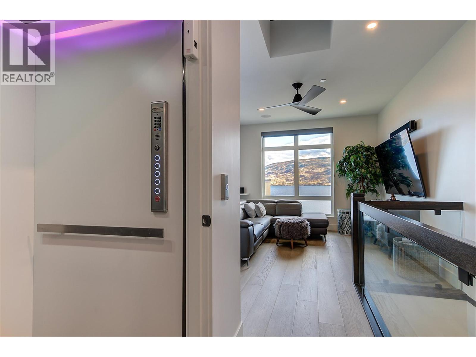 5991 Princess Street, Peachland, British Columbia  V0H 1X7 - Photo 34 - 10382532