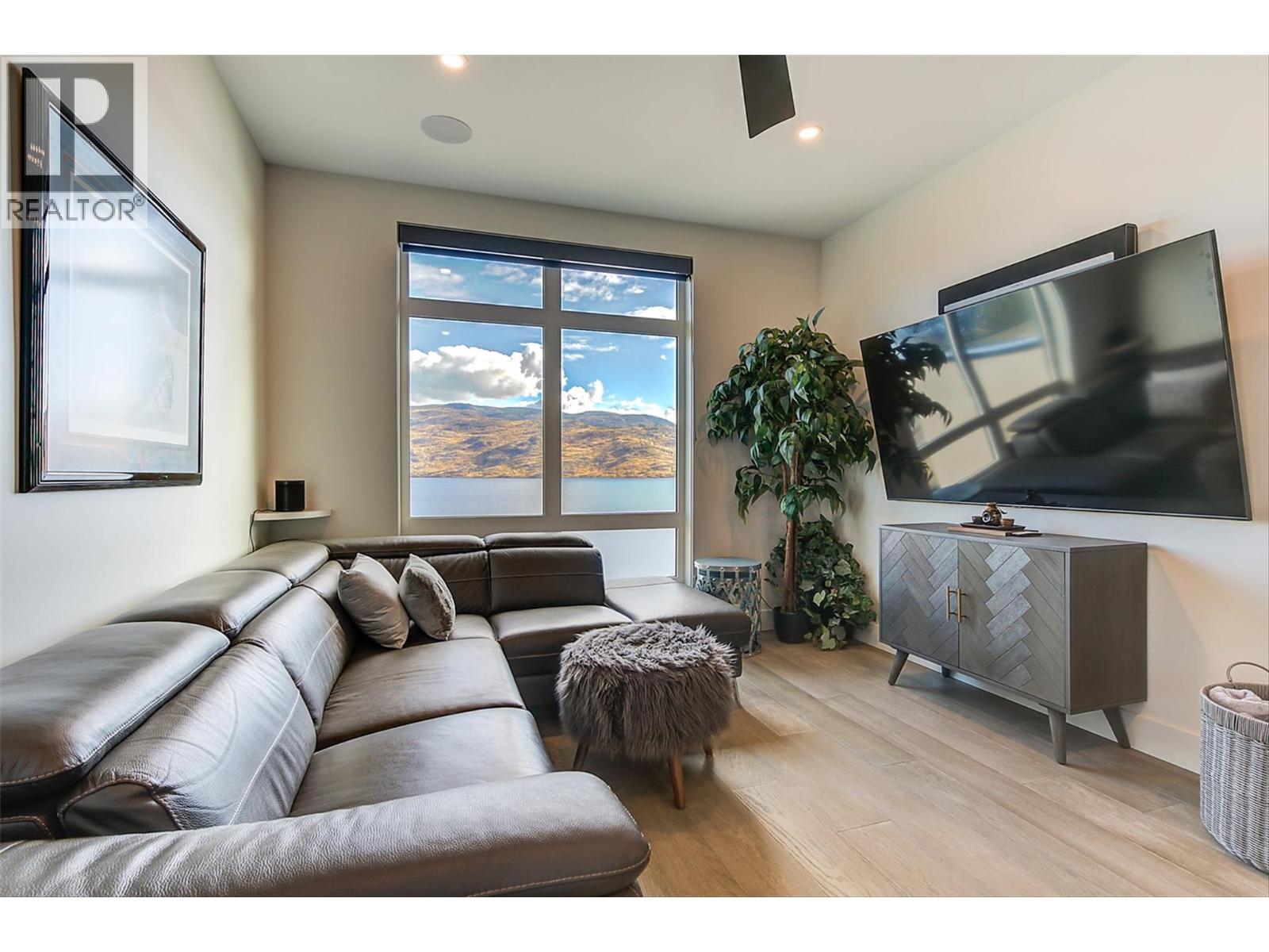 5991 Princess Street, Peachland, British Columbia  V0H 1X7 - Photo 36 - 10382532