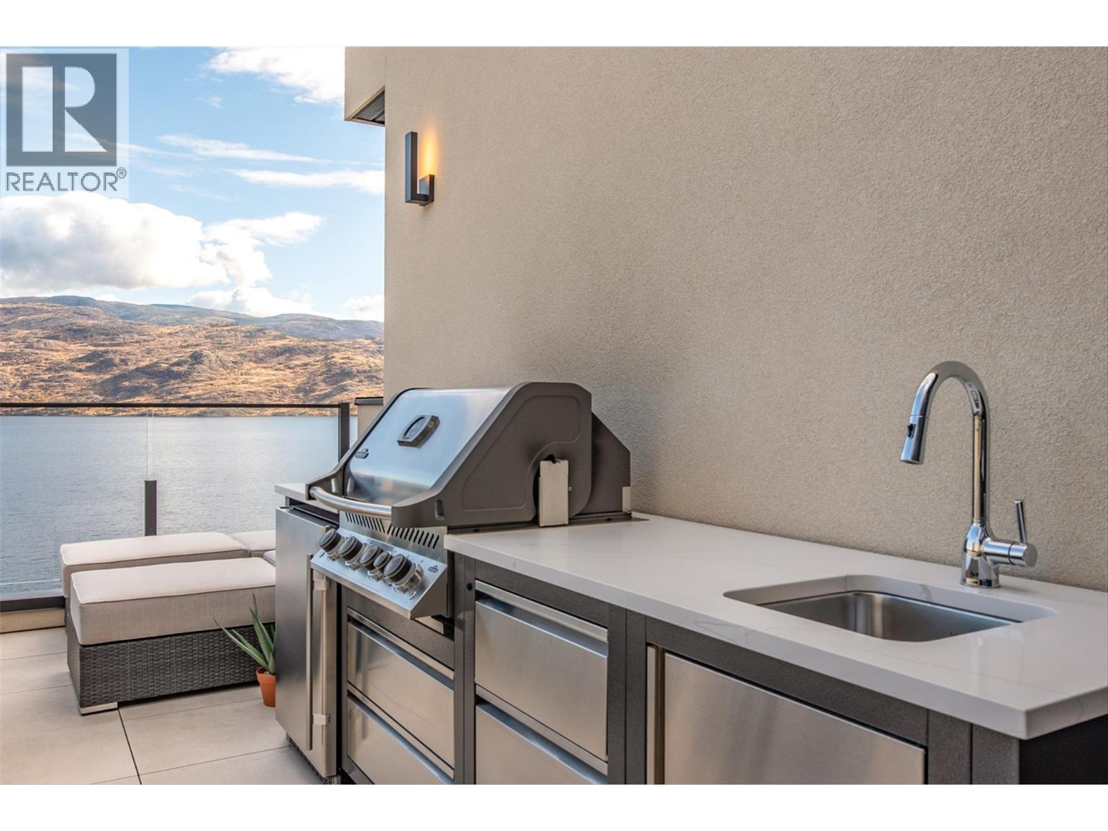 5991 Princess Street, Peachland, British Columbia  V0H 1X7 - Photo 46 - 10382532