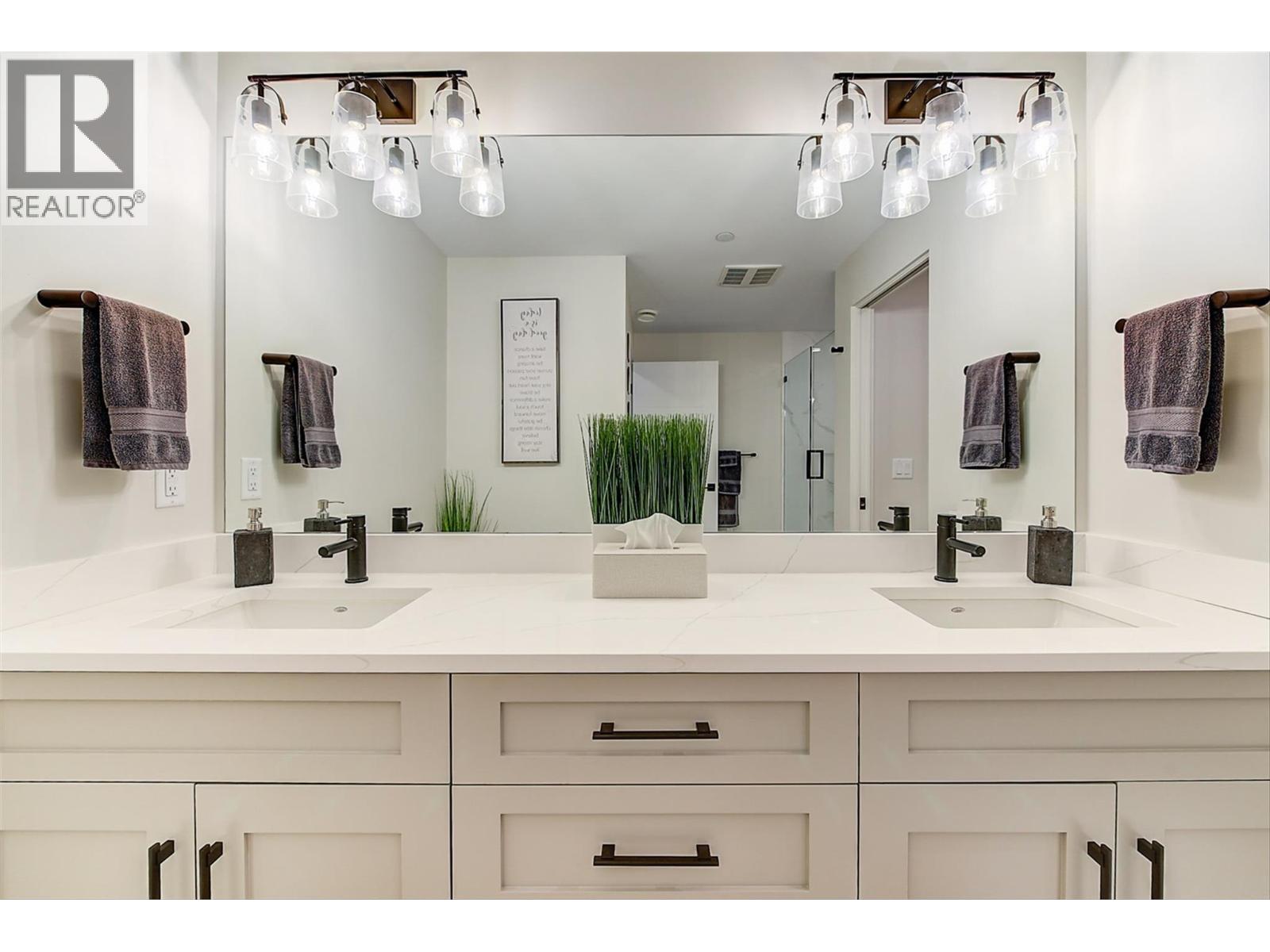 5991 Princess Street, Peachland, British Columbia  V0H 1X7 - Photo 52 - 10382532