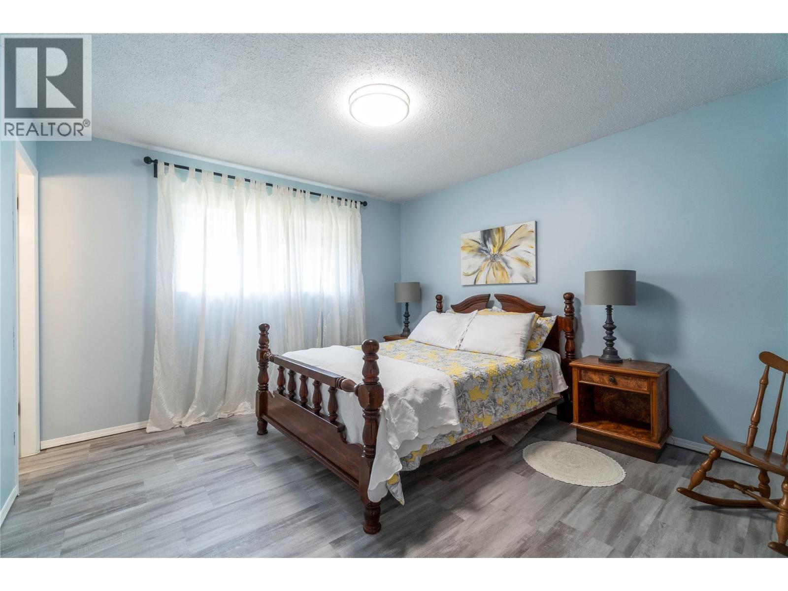 5271 Chasey Road, Celista, British Columbia  V0E 1M6 - Photo 15 - 10382985