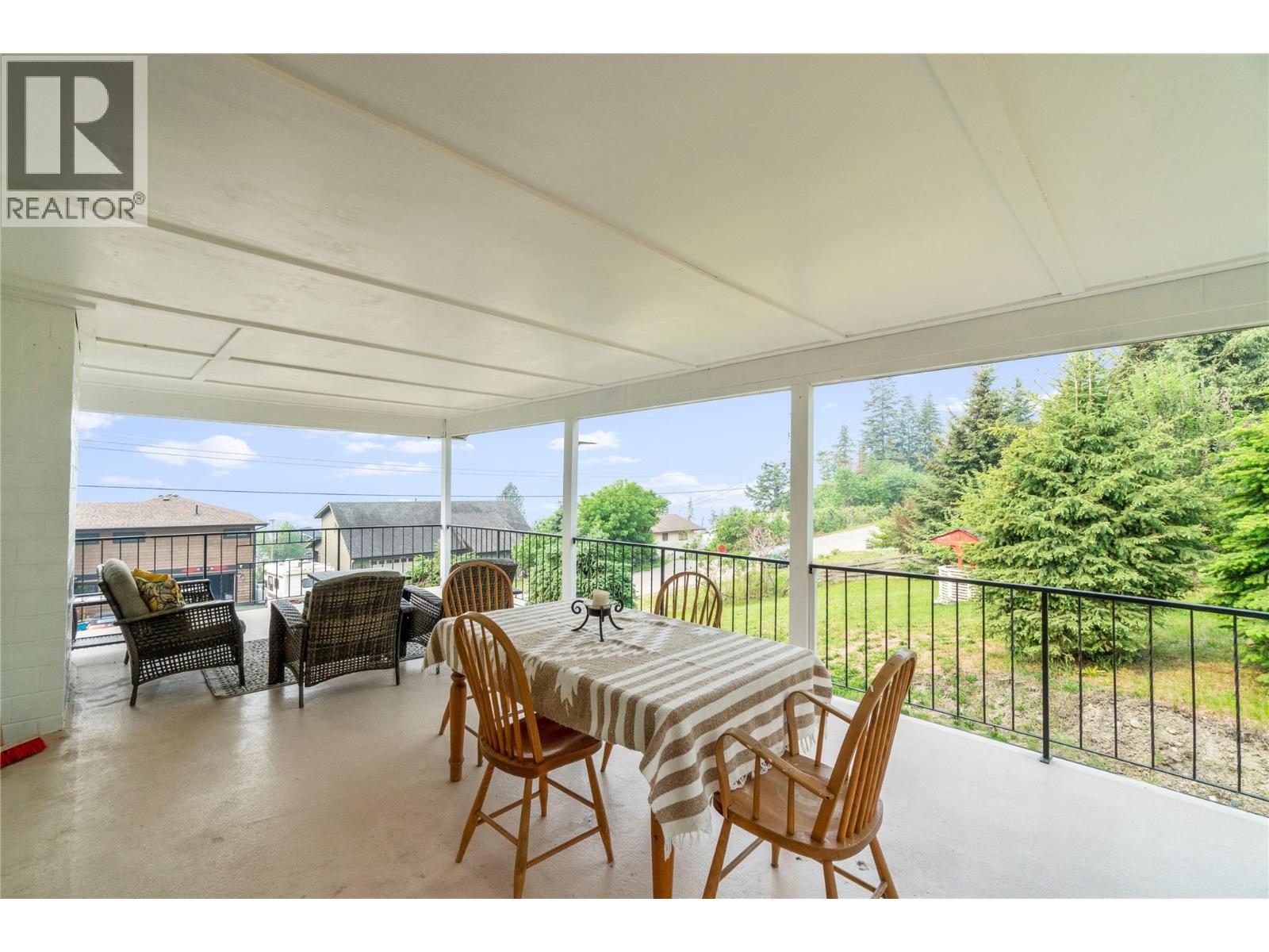 5271 Chasey Road, Celista, British Columbia  V0E 1M6 - Photo 29 - 10382985