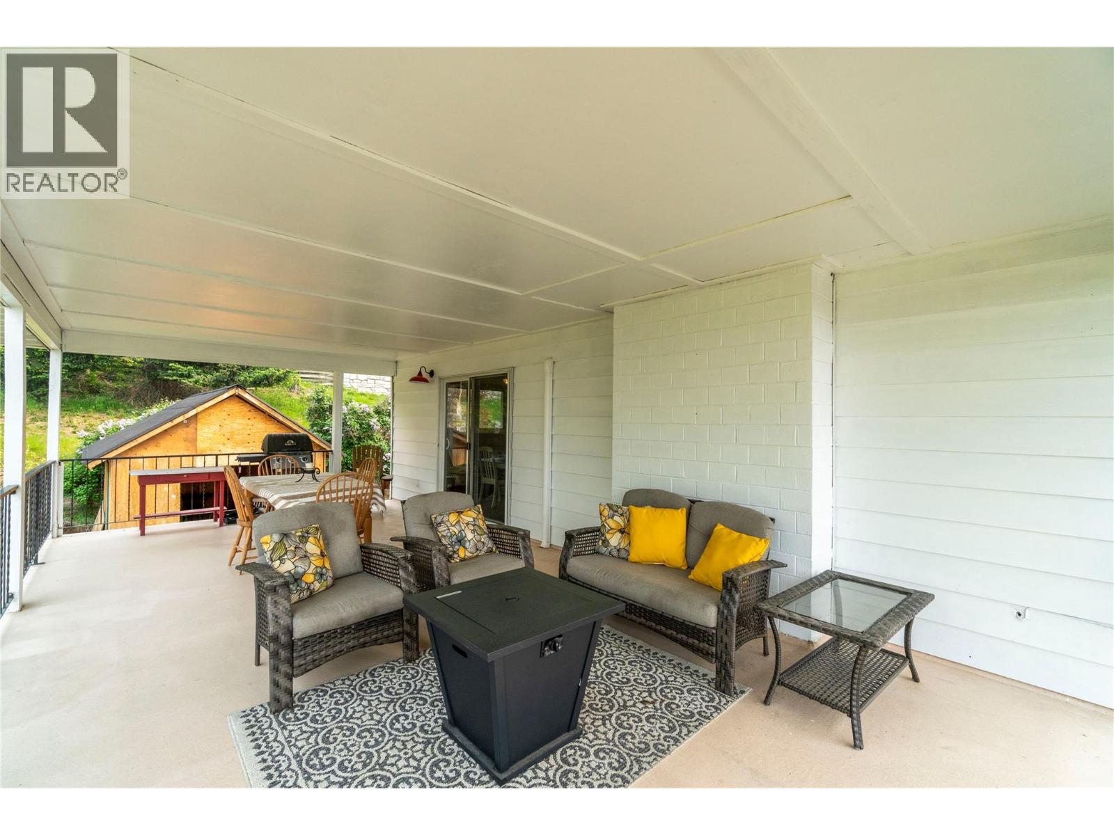 5271 Chasey Road, Celista, British Columbia  V0E 1M6 - Photo 31 - 10382985