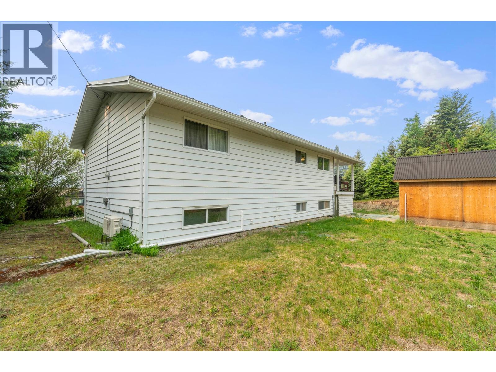 5271 Chasey Road, Celista, British Columbia  V0E 1M6 - Photo 34 - 10382985