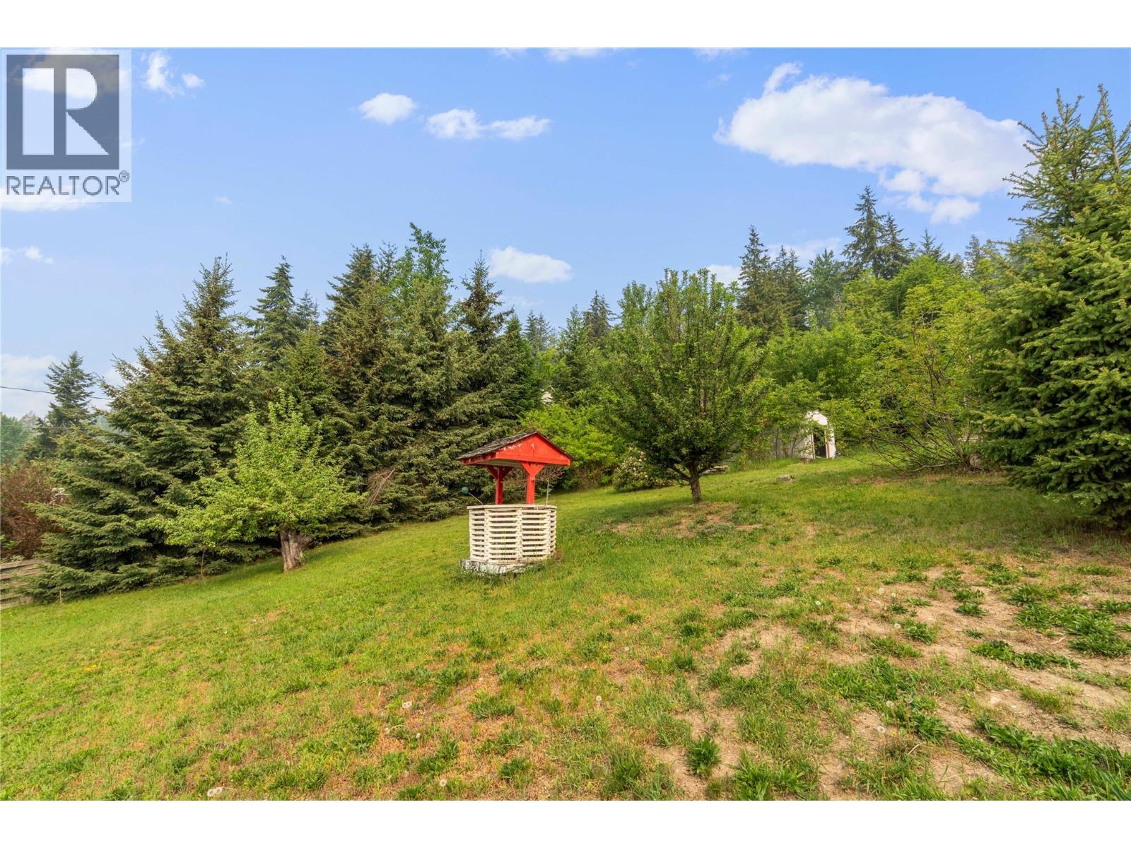 5271 Chasey Road, Celista, British Columbia  V0E 1M6 - Photo 37 - 10382985