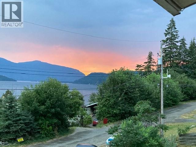 5271 Chasey Road, Celista, British Columbia  V0E 1M6 - Photo 39 - 10382985